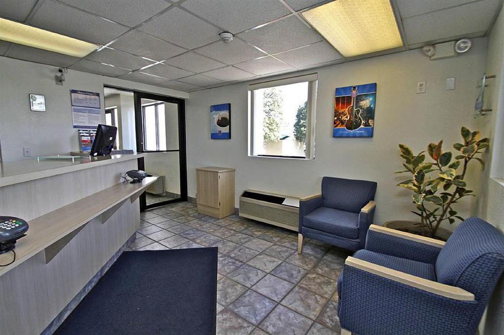 Motel 6-Council Bluffs, Ia - Omaha East Интериор снимка