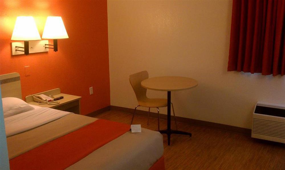 Motel 6-Council Bluffs, Ia - Omaha East Стая снимка