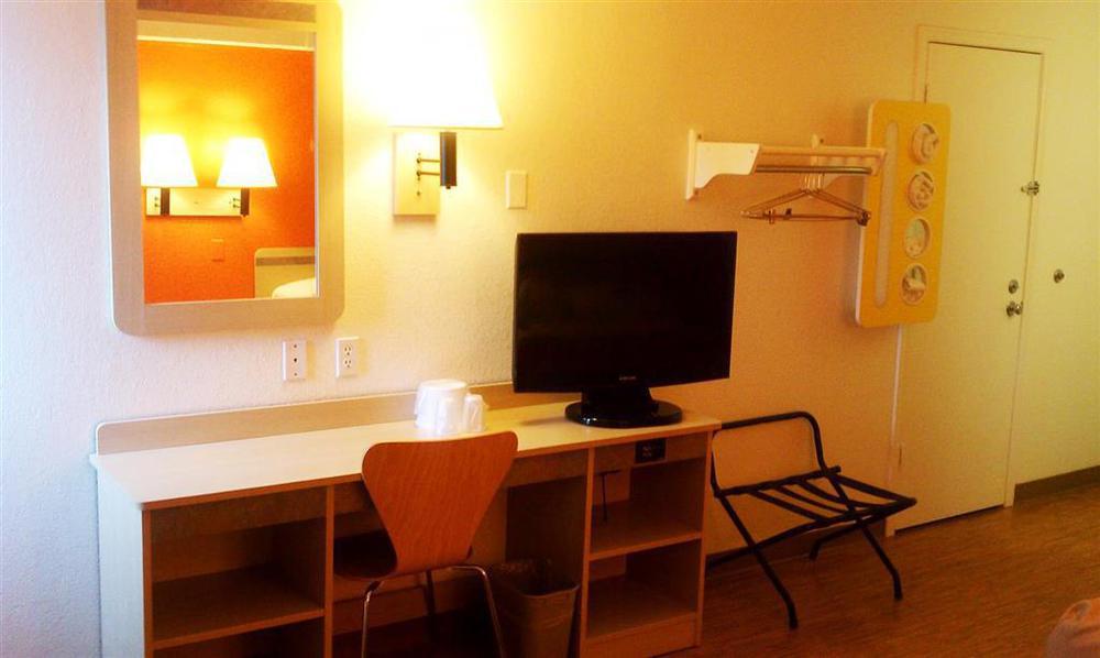 Motel 6-Council Bluffs, Ia - Omaha East Стая снимка